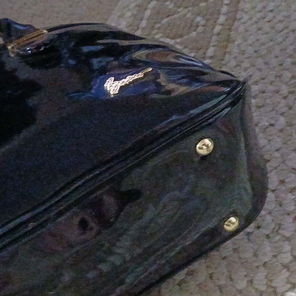 Bueno Black Laptop Bag with Glossy Finish - Picture 3 of 4